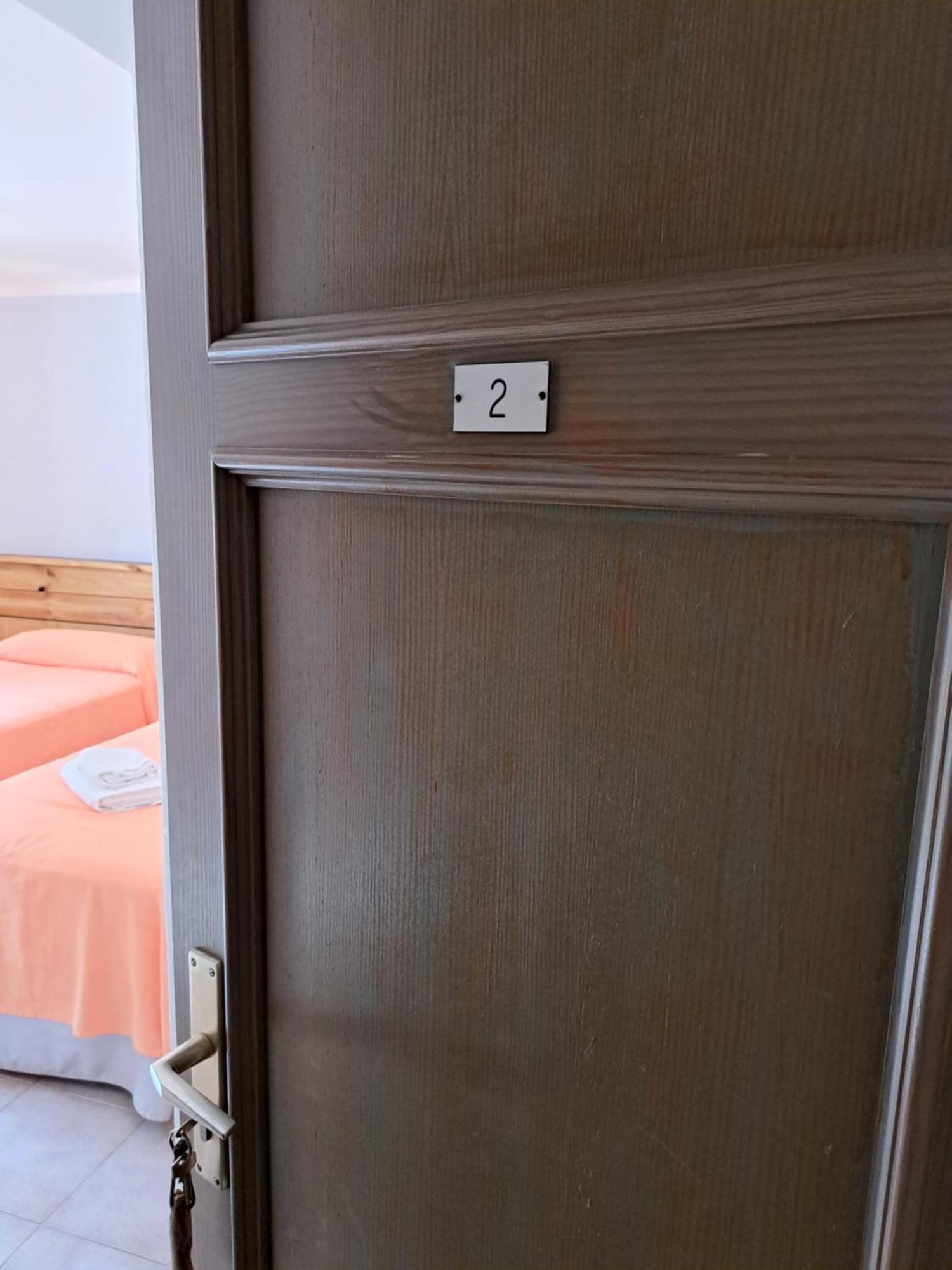 Hostal Playa Сантаньї Екстер'єр фото